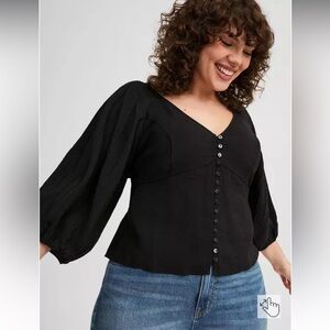 Button front cropped blouse
